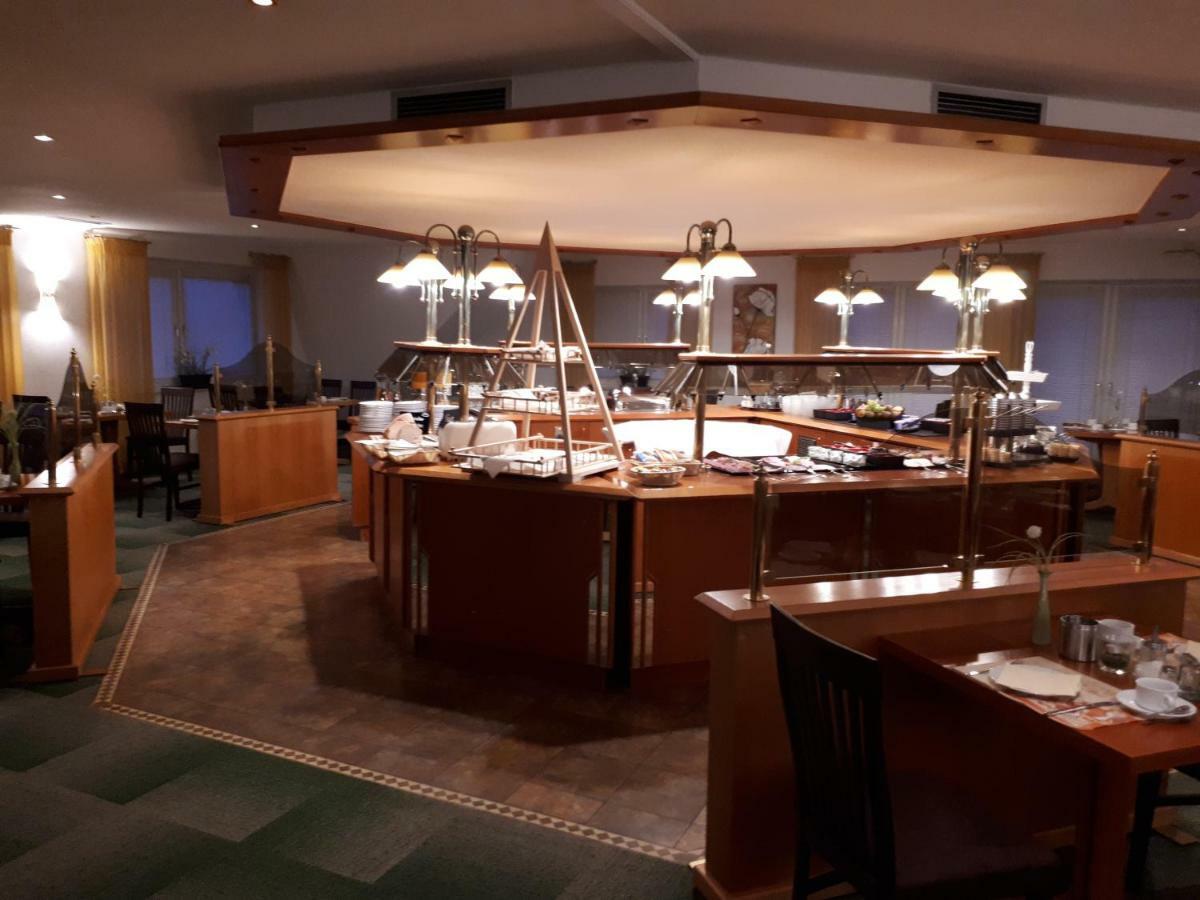Hotel Ostfriesen Hof レーア エクステリア 写真